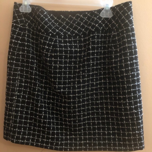 Loft pencil skirt - Picture 3 of 4